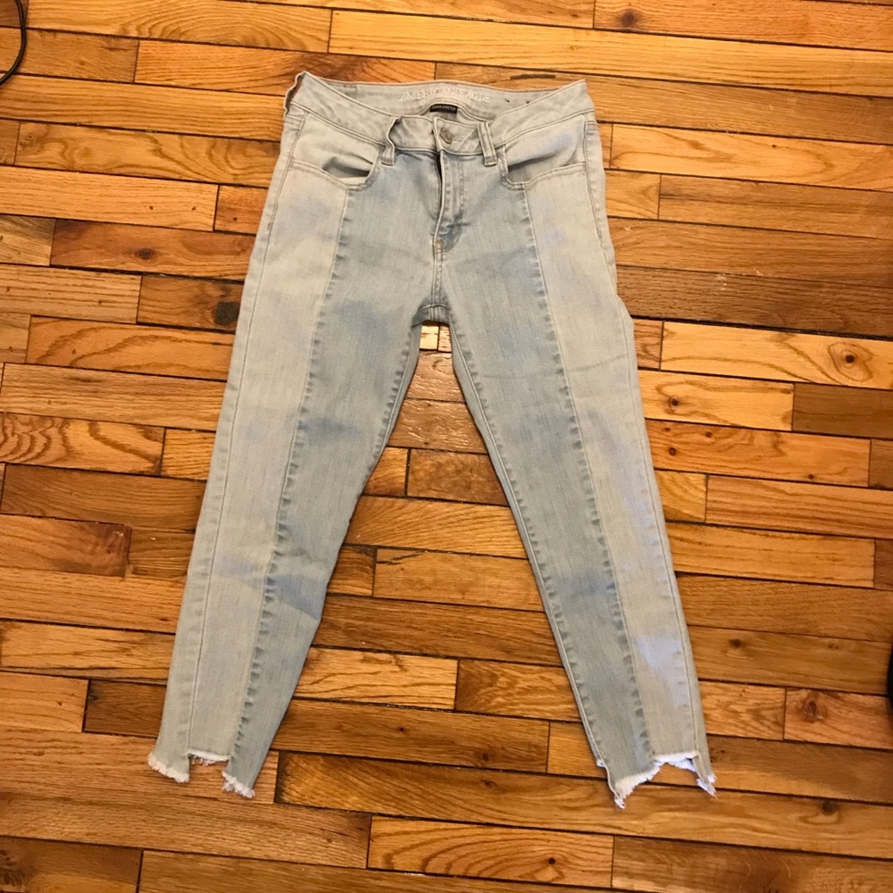 American Eagle Two Tone Cut off Jeans